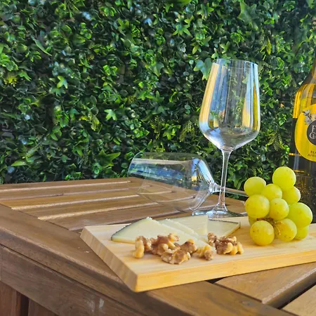 Greenwaves Con Piscina Apartment