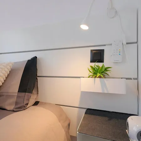 Greenwaves Con Piscina Apartamento